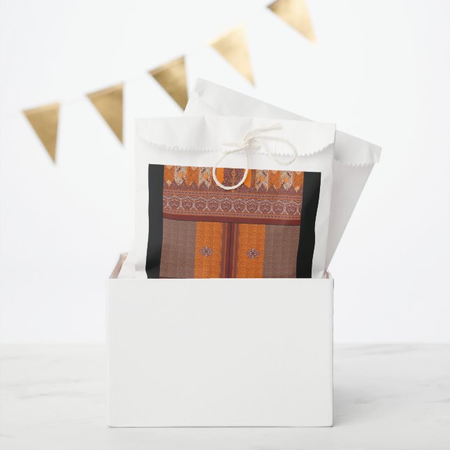 a cross stitch pattern in orange and brown favour bags (Party)