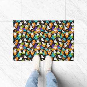 A Ghostly Halloween pattern Doormat