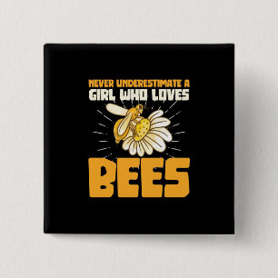 A Girl Who Loves Bees 15 Cm Square Badge
