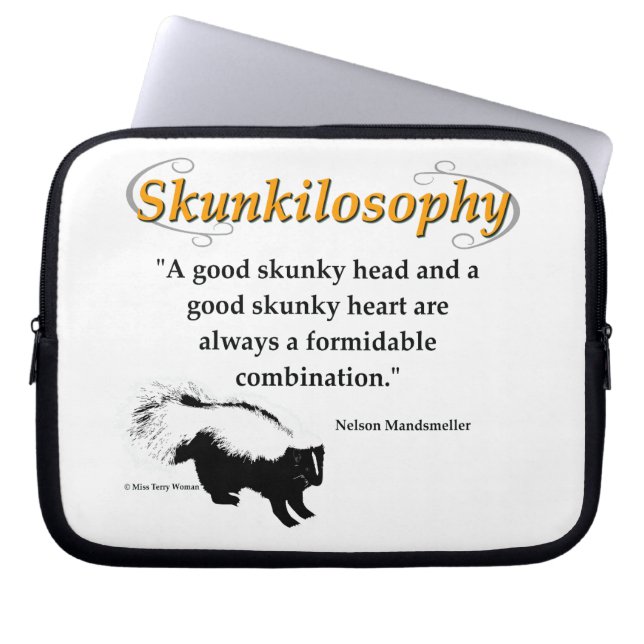 A good skunky head and a good skunky heart laptop sleeve (Front)