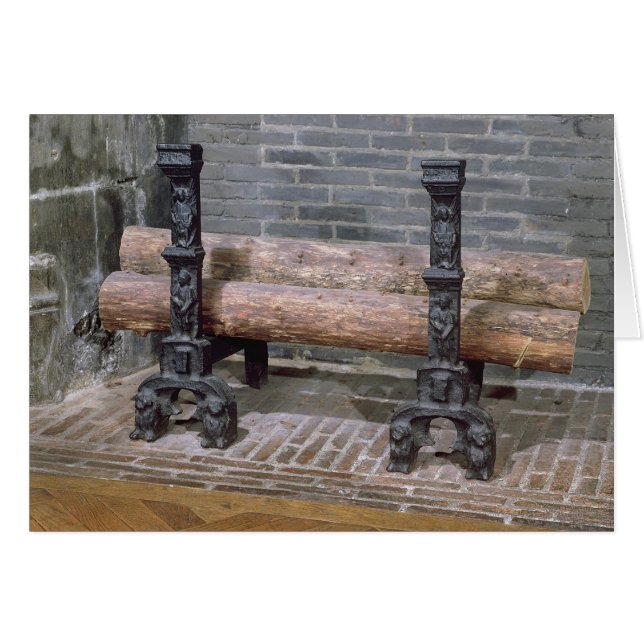 A grate (Front Horizontal)