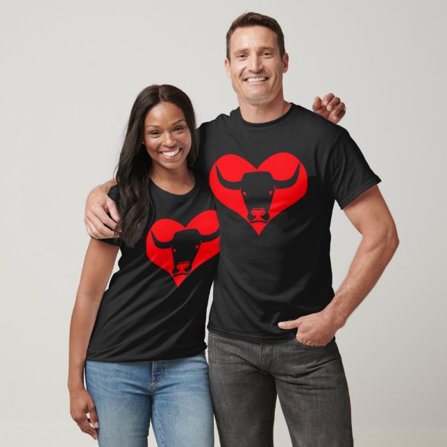 a heart for bulls cows T-Shirt (Unisex)