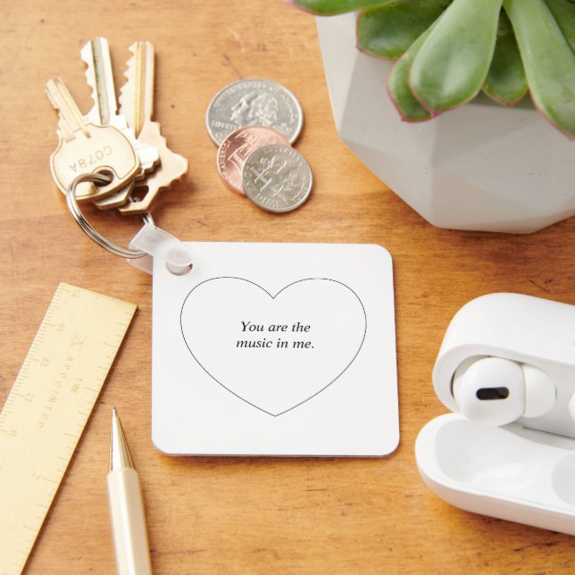 A heart shaped personalised text key ring (Desk)