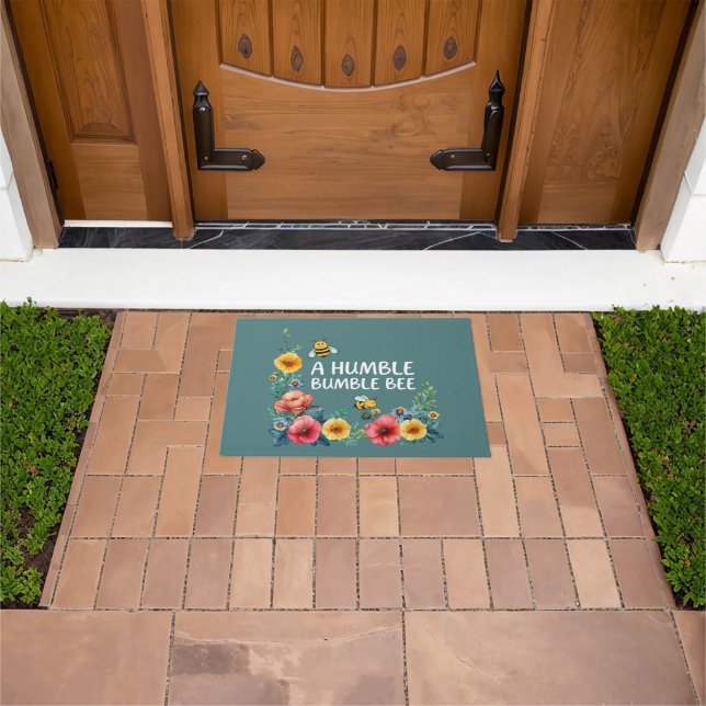 A Humble Bumble Bee Doormat (Outdoor)