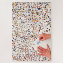 A jigsaw Puzzle of an un assembled jigsaw puzzle