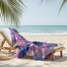 A luxurious Purple Tones Stained Glass Pattern