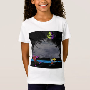 A man chased by zombies T-Shirt