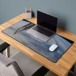 A Mid-Atlantic Low Pressure System. Desk Mat