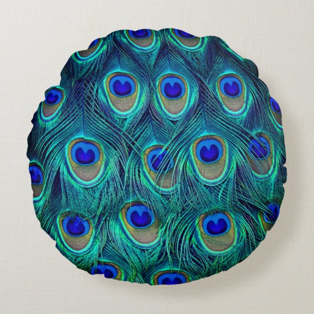 A Peacocks Beautiful Opened Feathers    Round Cushion (Front)