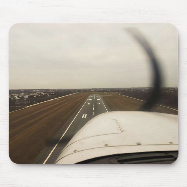 A Pilot's Perspective: Cessna 172 Cockpit Takeoff Mouse Mat (Front)