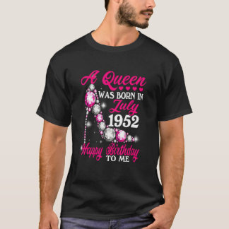A Queen Was Born In July 1952 High Heel 70th Birth T-Shirt