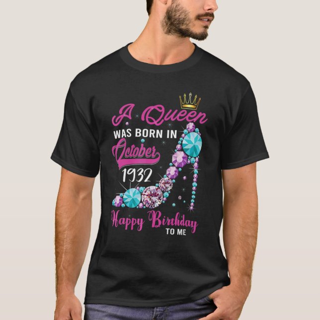 A Queen Was Born In September 1932 Happy 90th Birt T-Shirt (Front)