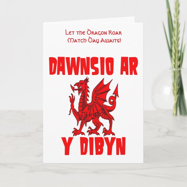 A Red Dragon Playing With Fire Dawnsio ar y dibyn  Card (Front)