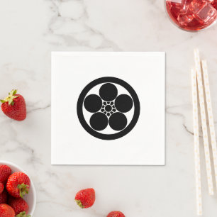 a round plum-pot napkin