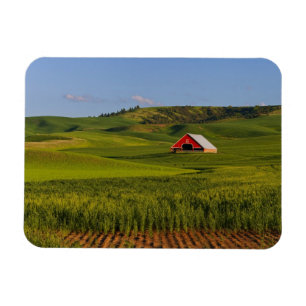 A scenic view of a barn in Moscow Idaho. Magnet