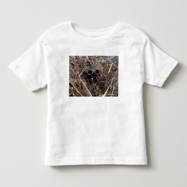 A scout observer practices observation techniqu 2 toddler T-Shirt (Front)