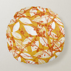 A seamless vintage background pattern of autumn le round cushion