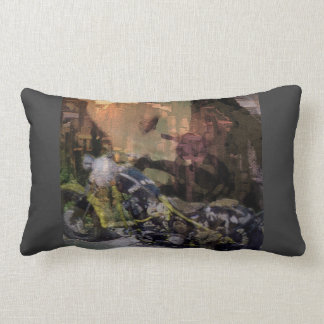 «A Sense of Freedom» Throw Pillow Lumbar
