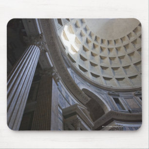 A shaft of light through the oculus in the mouse mat