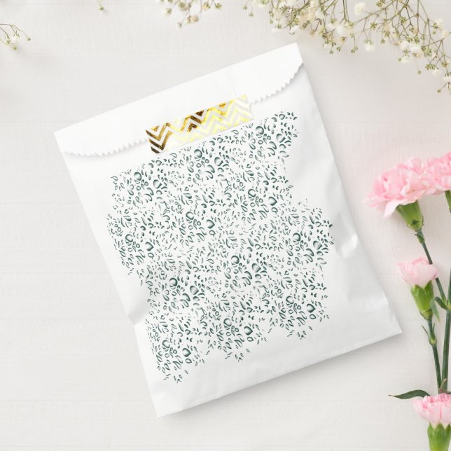 A silver drop splashes into a pool of white liquid favour bags (Sealed)