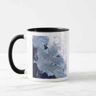 A small field of glaciers surrounds Baffin Bay Mug