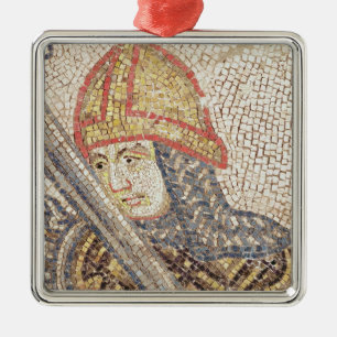 A soldier with a sword metal tree decoration