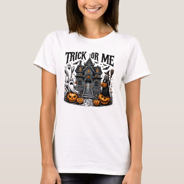 A spooky Halloween gathering at the haunted house T-Shirt (Front)
