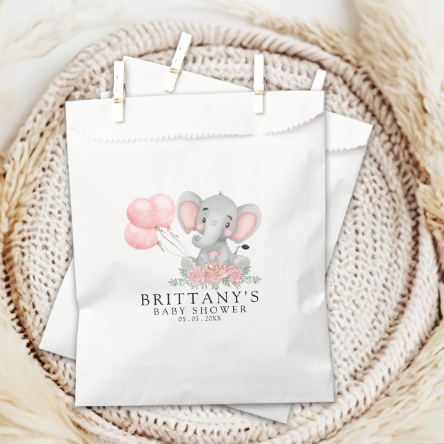 A Sweet Little Girl is on her Way Baby shower Favour Bags (Creator Uploaded)