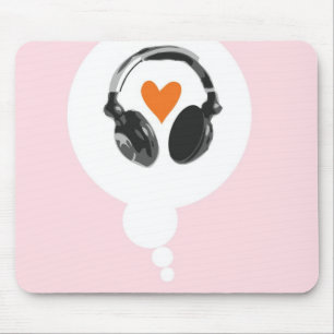 A thought bubble with a heart and headphones mouse mat