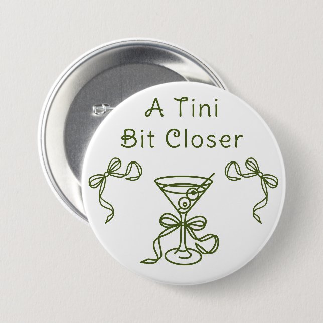 A Tini Bit Close Bridal Shower 7.5 Cm Round Badge (Front & Back)