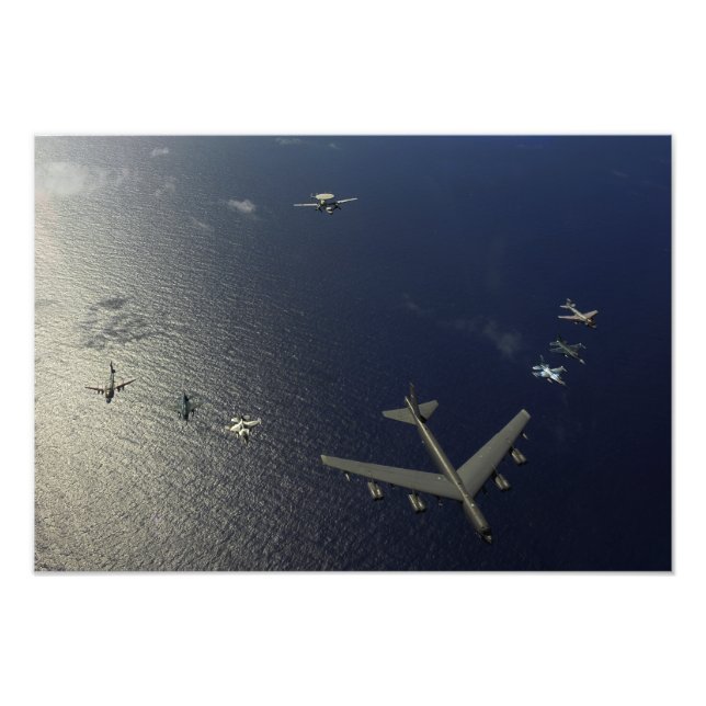 A US Air Force B-52 Stratofortress aircraft Photo Print (Front)