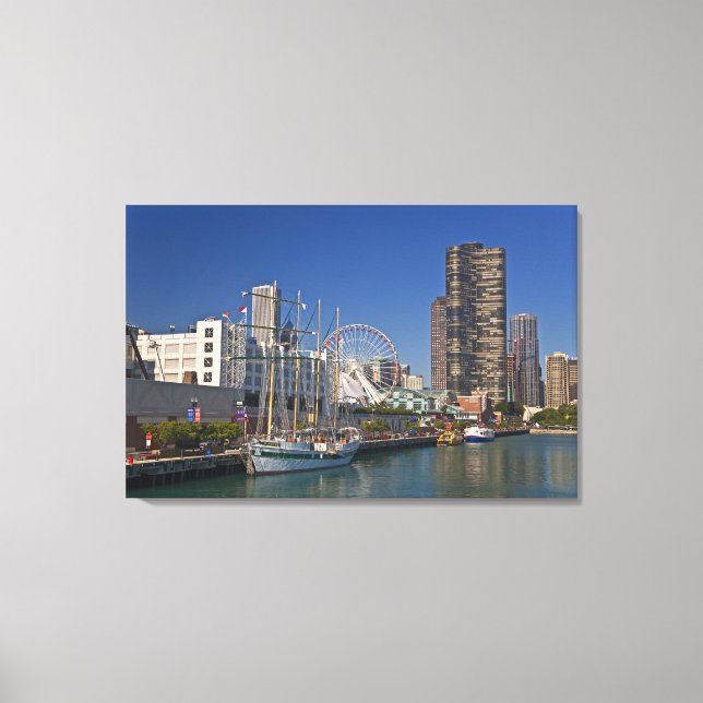 A view of Chicago's Navy Pier 2 Canvas Print (Front)