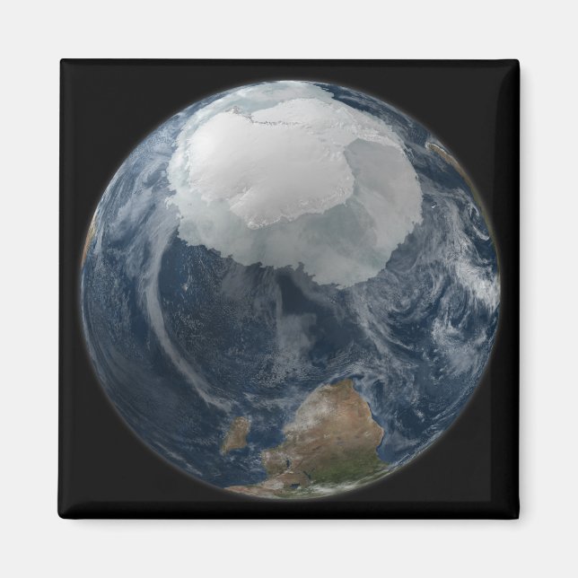 A view of the Earth 2 Magnet (Front)