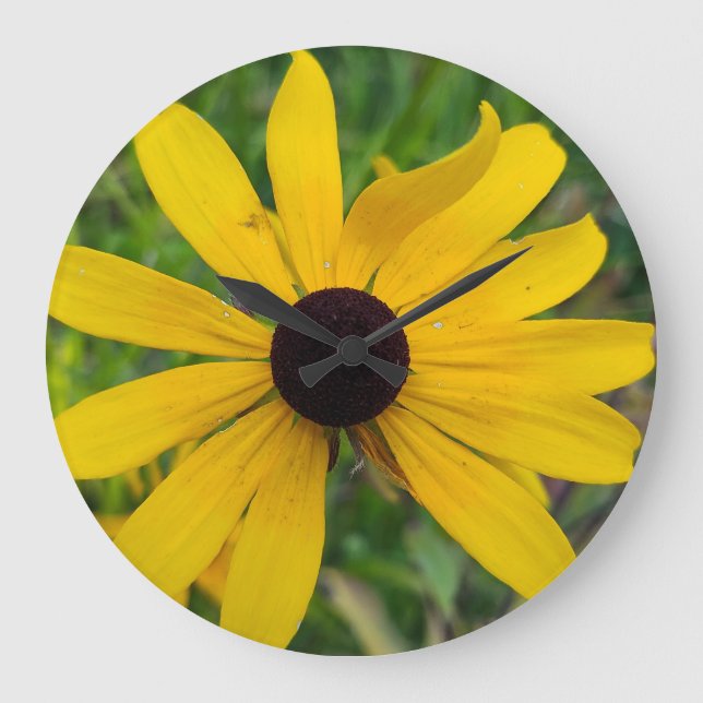 A Wavy Flower Large Clock (Front)