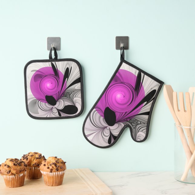 Abstract Black Grey With Magenta Fractal Art Oven Mitt & Pot Holder Set (Insitu(Hanging))