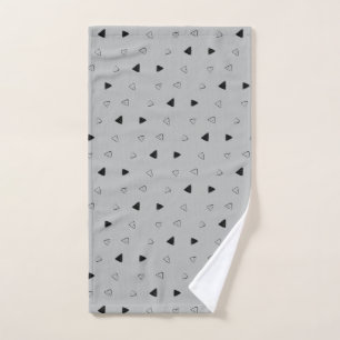 Abstract Black & White Triangles Art Bath Towel Se