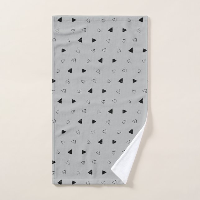 Abstract Black & White Triangles Art Bath Towel Se (Hand Towel)
