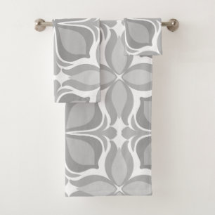 Abstract diamond geometrical bath towel set