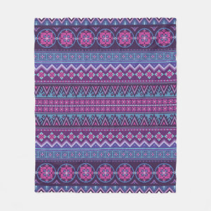 Abstract ethnic stripe pattern, ornamental vintag fleece blanket