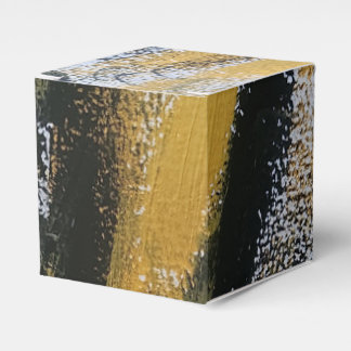 Abstract Favour Box