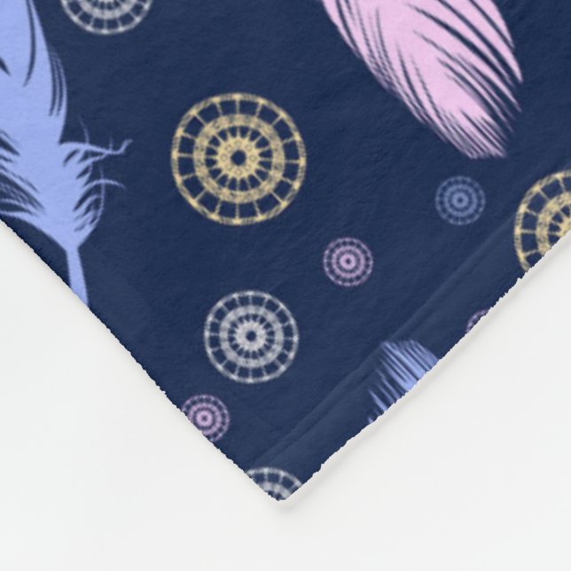 abstract feathers pattern fleece blanket (Corner)