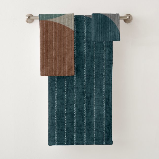 Abstract geometric pattern.  bath towel set (Insitu)