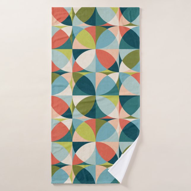 Abstract geometric seamless pattern in mid-century bath towel (Bath Towel)