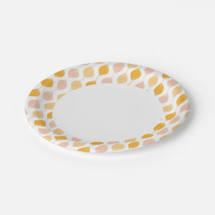 Abstract golden ogee pattern background paper plate
