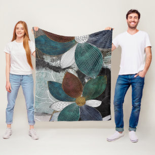 Abstract Linework Floral Art with Bold Petals Fleece Blanket