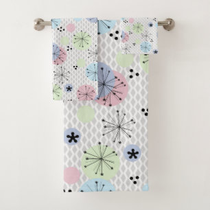 Abstract modern shapes circles polka dots light wh bath towel set