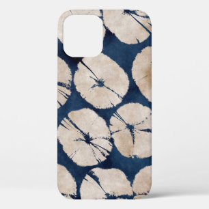 Abstract oriental floral motif. Seamless pattern.p iPhone 12 Case