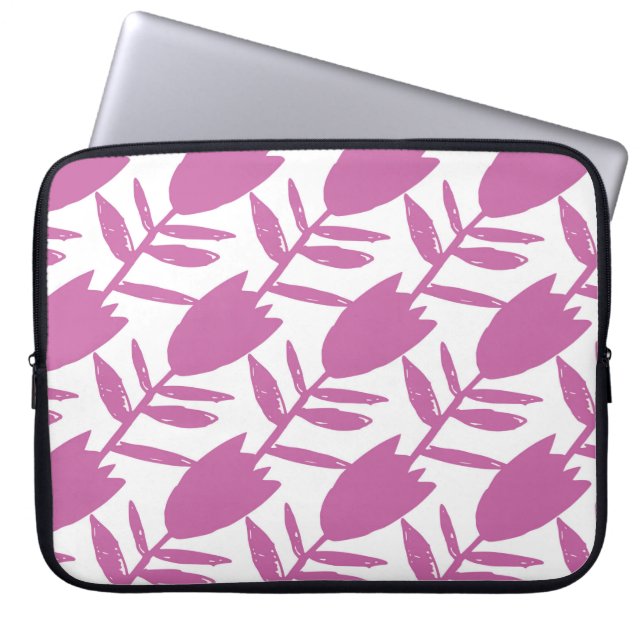 Abstract pink bluebell flowers seamless pattern on laptop sleeve (Front)