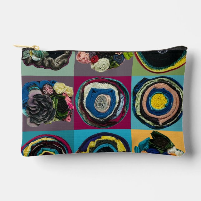 Accessories > Bags & Wallets > Cosmetic & Toiletry (Front)