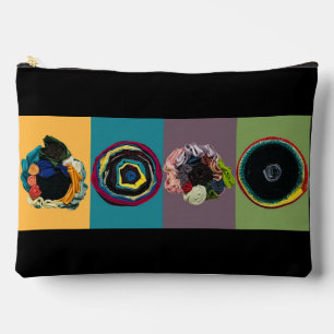 Accessories > Bags & Wallets > Cosmetic & Toiletry